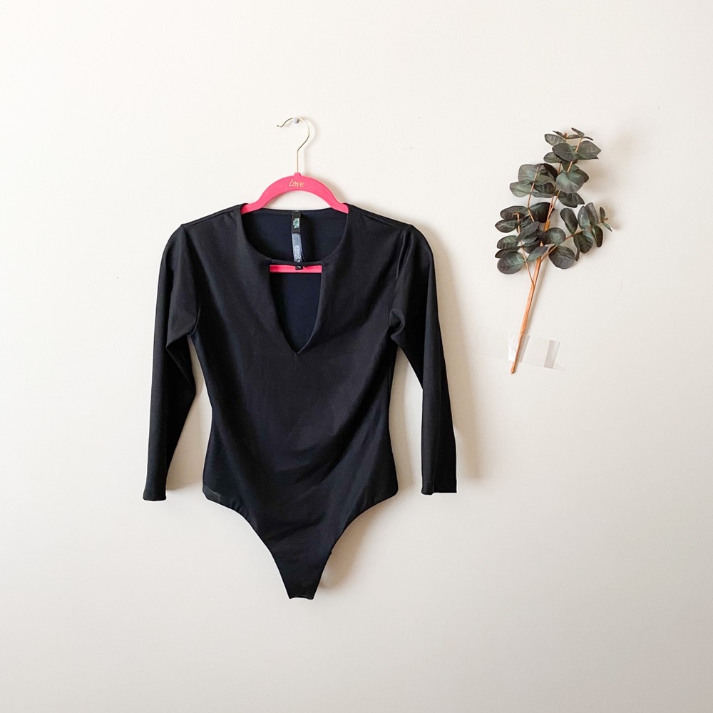 Victoria’s Secret Sport Black Bodysuit Size XS